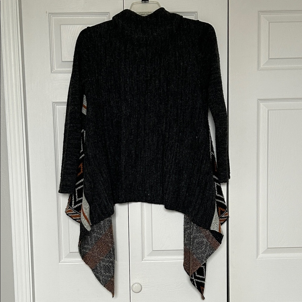 Young Threads Aztec Cardigan Sweater, Size Small - Picture 7 of 7